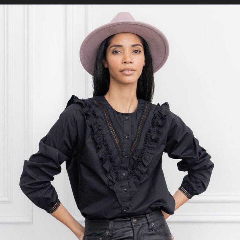 Ladies large The shirt by Rochelle Behrens. Black with ruffle and lace design.